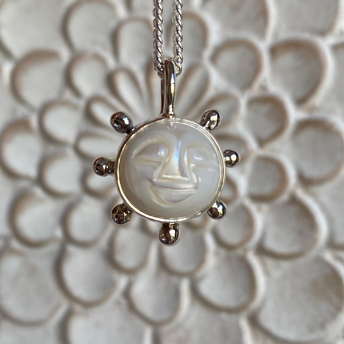 Pearly Sun Necklace